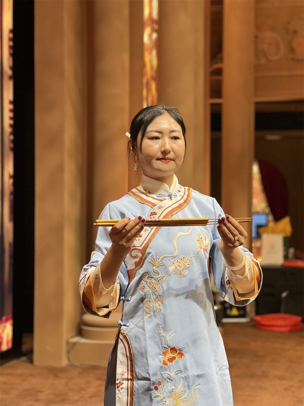 博思花藝婚慶教育，婚慶培訓(xùn)，花藝培訓(xùn)，插花培訓(xùn)，花藝師培訓(xùn)，主持人培訓(xùn)，商務(wù)主持人培訓(xùn)，花店運營培訓(xùn)，花店全系統(tǒng)營銷，小白開花店，小白學(xué)主持，金璽棠婚慶酒店，金璽棠總部，鄭州金麻雀教育科技有限公司