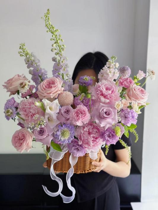 博思花藝婚慶教育，婚慶培訓(xùn)，花藝培訓(xùn)，插花培訓(xùn)，花藝師培訓(xùn)，主持人培訓(xùn)，商務(wù)主持人培訓(xùn)，花店運(yùn)營(yíng)培訓(xùn)，花店全系統(tǒng)營(yíng)銷，小白開花店，小白學(xué)主持，金璽棠婚慶酒店，金璽棠總部，鄭州金麻雀教育科技有限公司
