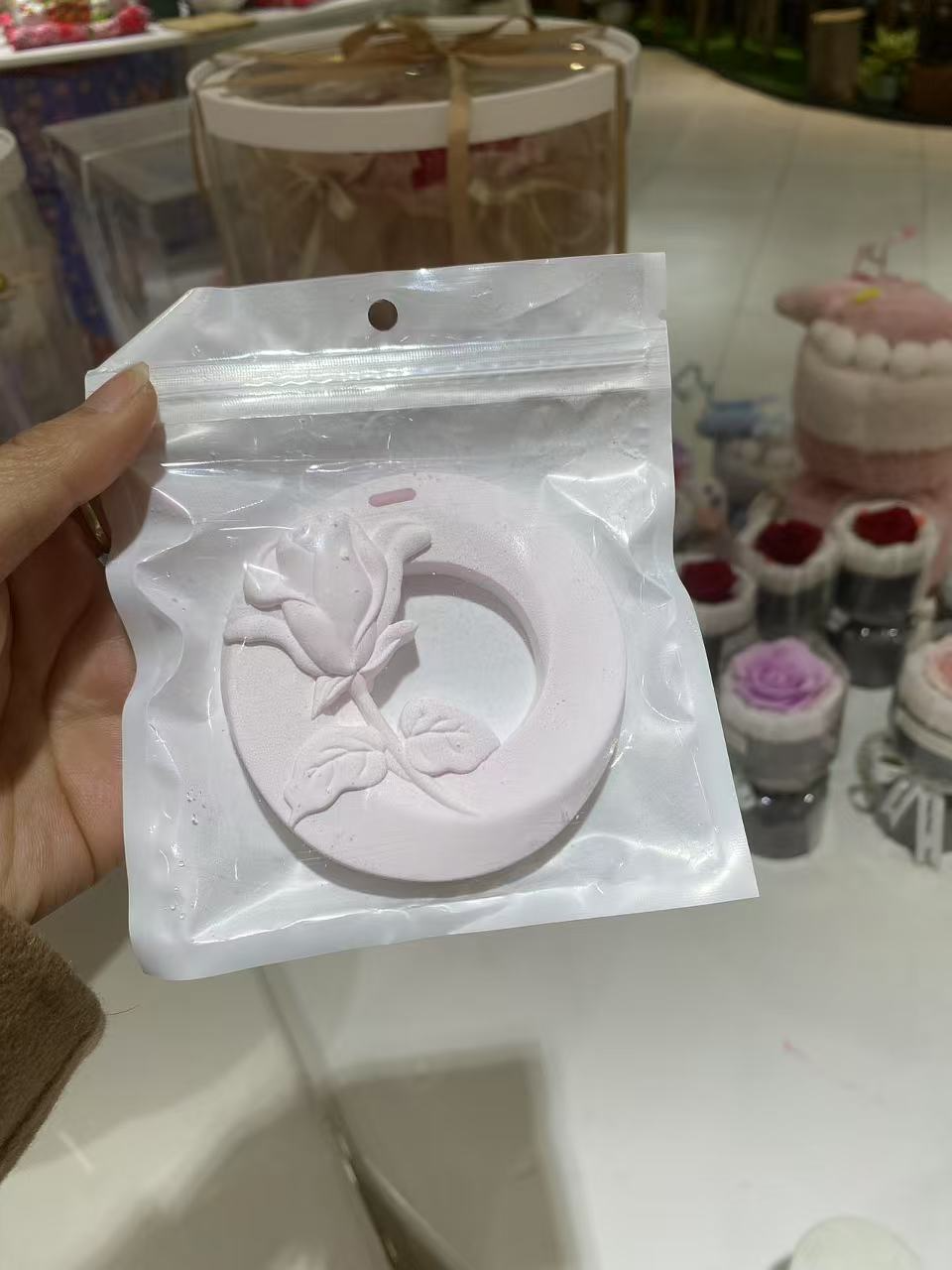 博思花藝婚慶教育，婚慶培訓(xùn)，花藝培訓(xùn)，插花培訓(xùn)，花藝師培訓(xùn)，主持人培訓(xùn)，商務(wù)主持人培訓(xùn)，花店運(yùn)營(yíng)培訓(xùn)，花店全系統(tǒng)營(yíng)銷(xiāo)，小白開(kāi)花店，小白學(xué)主持，金璽棠婚慶酒店，金璽棠總部，鄭州金麻雀教育科技有限公司