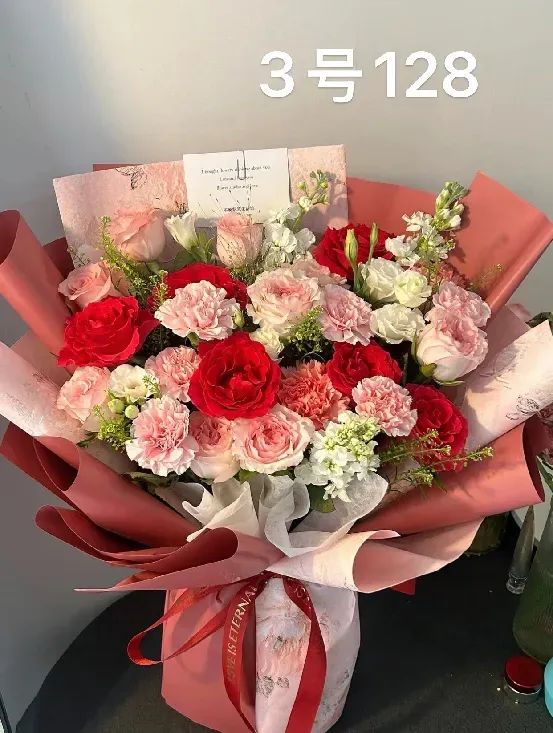 博思花藝婚慶教育，婚慶培訓(xùn)，花藝培訓(xùn)，插花培訓(xùn)，花藝師培訓(xùn)，主持人培訓(xùn)，商務(wù)主持人培訓(xùn)，花店運(yùn)營(yíng)培訓(xùn)，花店全系統(tǒng)營(yíng)銷，小白開花店，小白學(xué)主持，金璽棠婚慶酒店，金璽棠總部，鄭州金麻雀教育科技有限公司