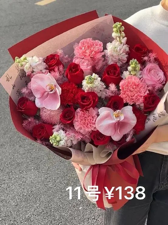 博思花藝婚慶教育，婚慶培訓(xùn)，花藝培訓(xùn)，插花培訓(xùn)，花藝師培訓(xùn)，主持人培訓(xùn)，商務(wù)主持人培訓(xùn)，花店運(yùn)營(yíng)培訓(xùn)，花店全系統(tǒng)營(yíng)銷，小白開花店，小白學(xué)主持，金璽棠婚慶酒店，金璽棠總部，鄭州金麻雀教育科技有限公司