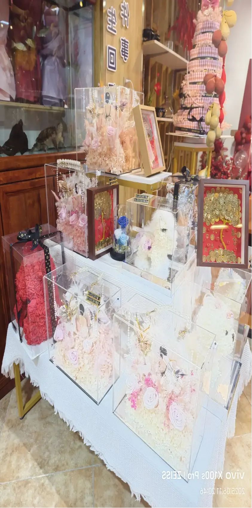 博思花藝婚慶教育，婚慶培訓(xùn)，花藝培訓(xùn)，插花培訓(xùn)，花藝師培訓(xùn)，主持人培訓(xùn)，商務(wù)主持人培訓(xùn)，花店運營培訓(xùn)，花店全系統(tǒng)營銷，小白開花店，小白學(xué)主持，金璽棠婚慶酒店，金璽棠總部，鄭州金麻雀教育科技有限公司